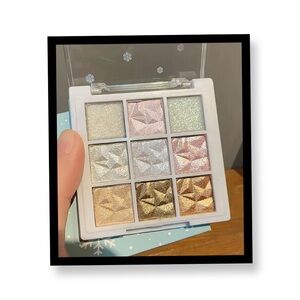 🩷🩷2/$12K'APEINE Bright Snow 9 Color Eyeshadow